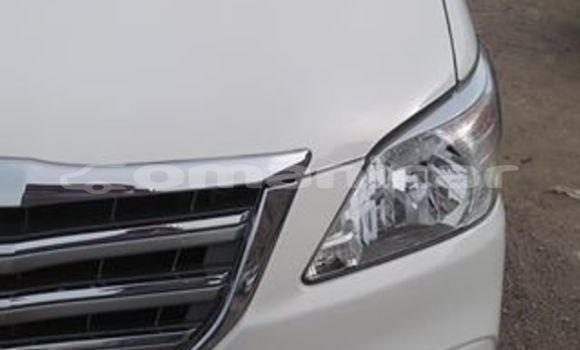 Buy Used Toyota Innova White Car in Al khuwair in al-Batinah Buy Used Toyota Innova White Car in Al khuwair in al-Batinah