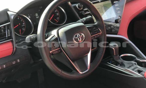 Buy Used Toyota Camry White Car in Al khuwair in al-Batinah Buy Used Toyota Camry White Car in Al khuwair in al-Batinah
