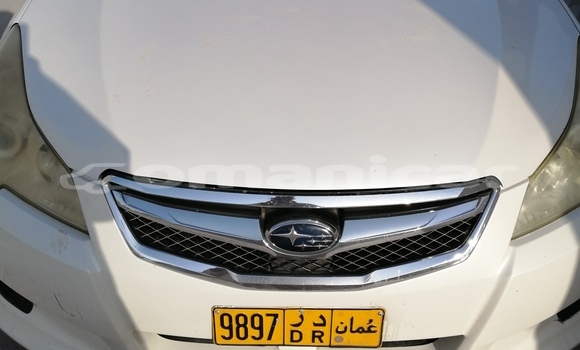Buy Used Subaru Legacy White Car in Muscat in Masqat Buy Used Subaru Legacy White Car in Muscat in Masqat