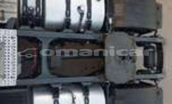 Buy Import Volvo F4 Green Truck in Muscat in Masqat Buy Import Volvo F4 Green Truck in Muscat in Masqat