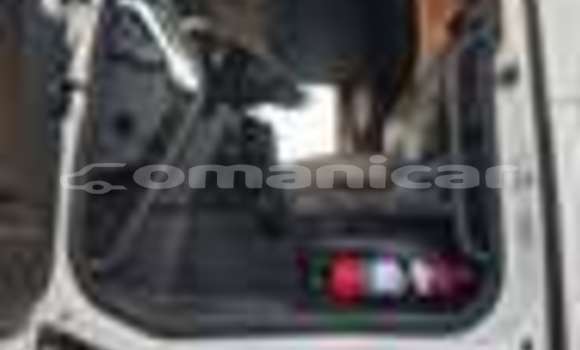 Buy Import Volvo F4 Green Truck in Muscat in Masqat Buy Import Volvo F4 Green Truck in Muscat in Masqat