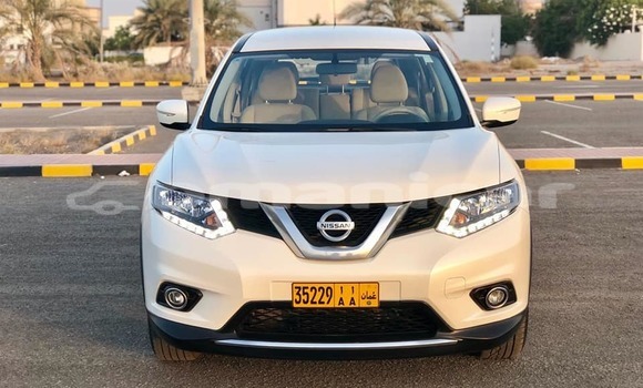 Buy Used Nissan X–Trail White Car in al–Buraymi in adh-Dhahirah Buy Used Nissan X–Trail White Car in al–Buraymi in adh-Dhahirah