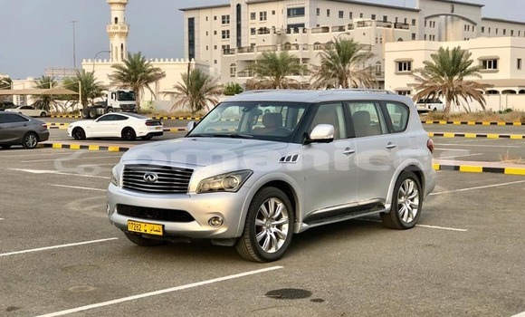 Buy Used Infiniti QX56 Silver Car in al–Buraymi in adh-Dhahirah Buy Used Infiniti QX56 Silver Car in al–Buraymi in adh-Dhahirah