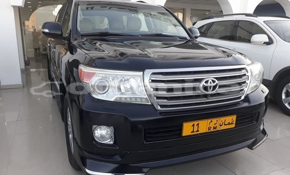 Buy Used Toyota Land Cruiser Black Car in al–Buraymi in adh-Dhahirah Buy Used Toyota Land Cruiser Black Car in al–Buraymi in adh-Dhahirah