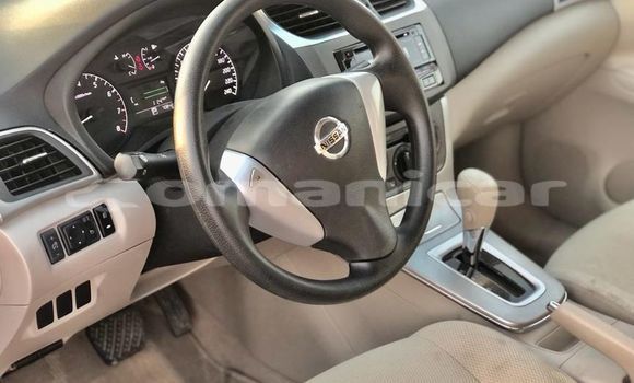 Buy Used Nissan Tiida White Car in al–Buraymi in adh-Dhahirah Buy Used Nissan Tiida White Car in al–Buraymi in adh-Dhahirah