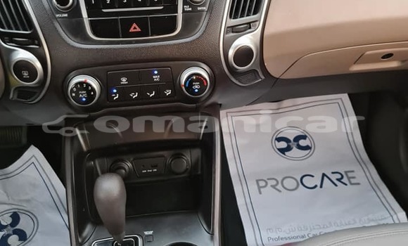 Buy Used Hyundai Tucson White Car in al–Buraymi in adh-Dhahirah Buy Used Hyundai Tucson White Car in al–Buraymi in adh-Dhahirah