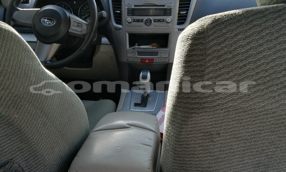 Buy Used Subaru Legacy White Car in Muscat in Masqat Buy Used Subaru Legacy White Car in Muscat in Masqat