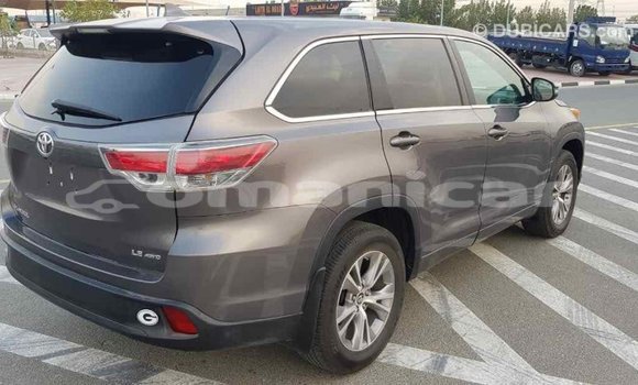 Buy Import Toyota Highlander Other Car in Import - Dubai in Dhufar Buy Import Toyota Highlander Other Car in Import - Dubai in Dhufar
