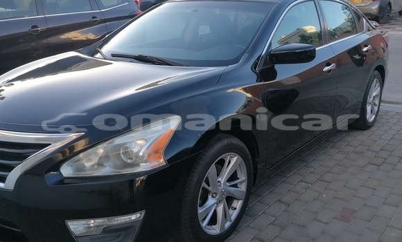 Buy Used Nissan Altima Black Car in Muscat in Masqat Buy Used Nissan Altima Black Car in Muscat in Masqat