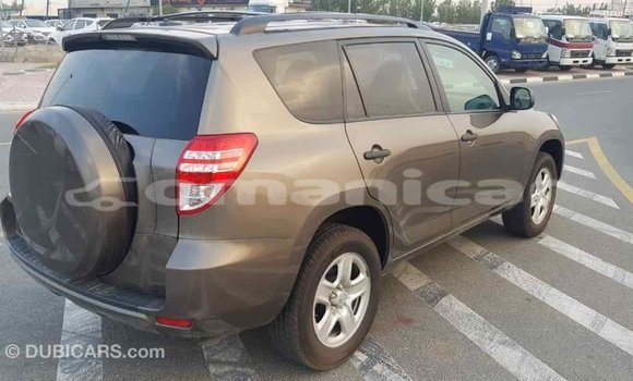 Buy Import Toyota 4Runner Brown Car in Import - Dubai in Dhufar Buy Import Toyota 4Runner Brown Car in Import - Dubai in Dhufar