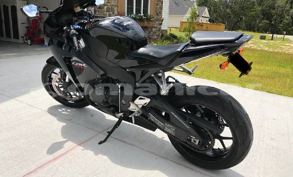 Buy Used Honda CBR 1000 RR Black Bike in al–Mudaybi in ash-Sharqiyah Buy Used Honda CBR 1000 RR Black Bike in al–Mudaybi in ash-Sharqiyah