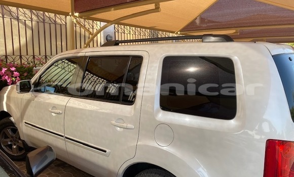 Buy Used Honda Pilot Beige Car in Muscat in Masqat