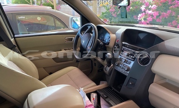 Buy Used Honda Pilot Beige Car in Muscat in Masqat Buy Used Honda Pilot Beige Car in Muscat in Masqat