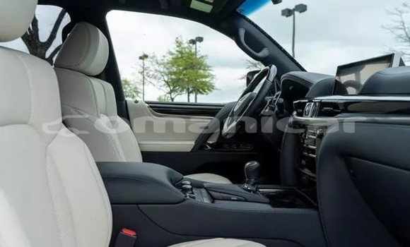 Buy Import Lexus IS White Car in Al khuwair in al-Batinah Buy Import Lexus IS White Car in Al khuwair in al-Batinah