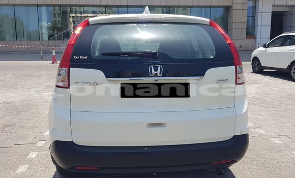 Buy Used Honda CR–V White Car in Azaiba in Masqat Buy Used Honda CR–V White Car in Azaiba in Masqat