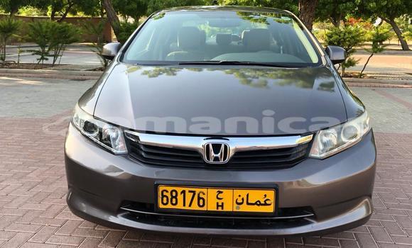 Buy Used Honda Civic Brown Car in Al khuwair in al-Batinah Buy Used Honda Civic Brown Car in Al khuwair in al-Batinah