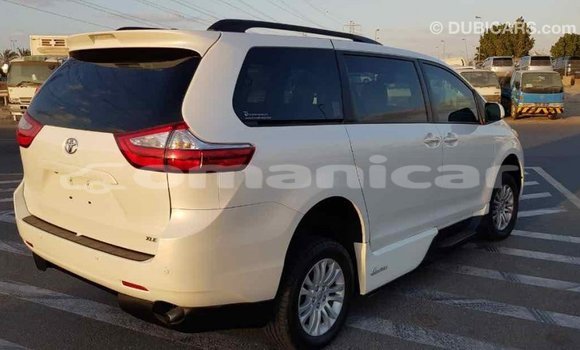 Buy Import Toyota Sienna White Car in Import - Dubai in Dhufar Buy Import Toyota Sienna White Car in Import - Dubai in Dhufar