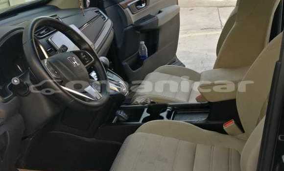 Buy Used Honda CR–V Green Car in Muttrah in Masqat Buy Used Honda CR–V Green Car in Muttrah in Masqat