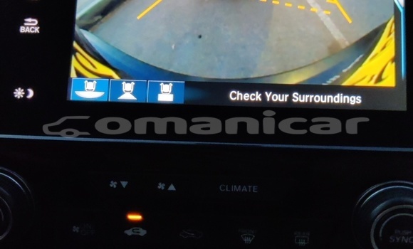 Buy Used Honda CR–V Green Car in Muttrah in Masqat Buy Used Honda CR–V Green Car in Muttrah in Masqat