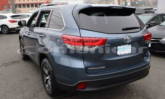 Buy Used Toyota Highlander Other Car in Muscat in Masqat Buy Used Toyota Highlander Other Car in Muscat in Masqat