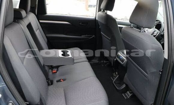 Buy Used Toyota Highlander Other Car in Muscat in Masqat Buy Used Toyota Highlander Other Car in Muscat in Masqat