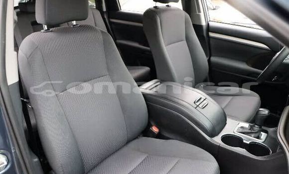 Buy Used Toyota Highlander Other Car in Muscat in Masqat Buy Used Toyota Highlander Other Car in Muscat in Masqat