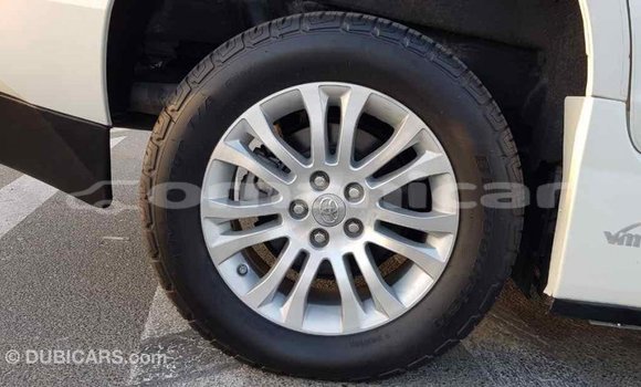 Buy Import Toyota Sienna White Car in Import - Dubai in Dhufar Buy Import Toyota Sienna White Car in Import - Dubai in Dhufar