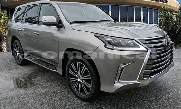 Buy Used Lexus LX 570 White Car in al–Masna'ah in al-Batinah Buy Used Lexus LX 570 White Car in al–Masna'ah in al-Batinah
