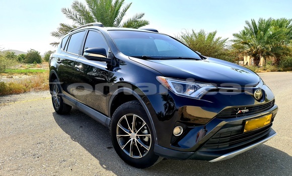Buy Used Toyota RAV4 Black Car in as–Sib in Masqat