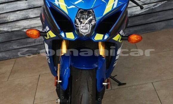 Buy Used Suzuki GSX–R Blue Bike in Muscat in Masqat Buy Used Suzuki GSX–R Blue Bike in Muscat in Masqat