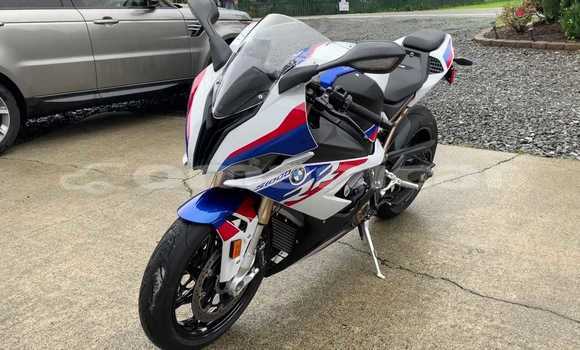 Buy Used BMW S 1000 Other Bike in Muscat in Masqat Buy Used BMW S 1000 Other Bike in Muscat in Masqat
