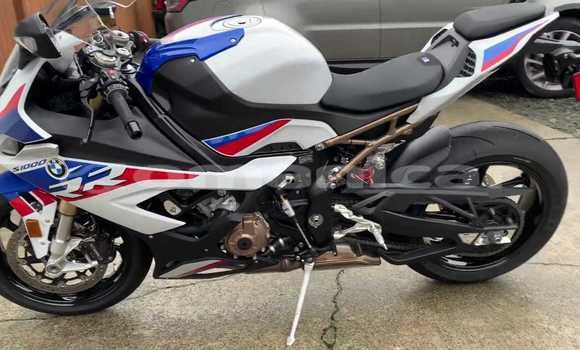 Buy Used BMW S 1000 Other Bike in Muscat in Masqat Buy Used BMW S 1000 Other Bike in Muscat in Masqat
