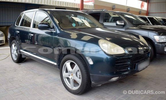 Buy Import Porsche Cayenne Green Car in Import - Dubai in Dhufar Buy Import Porsche Cayenne Green Car in Import - Dubai in Dhufar