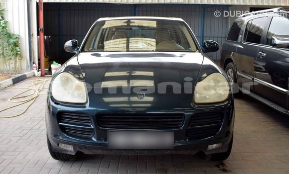 Buy Import Porsche Cayenne Green Car in Import - Dubai in Dhufar Buy Import Porsche Cayenne Green Car in Import - Dubai in Dhufar