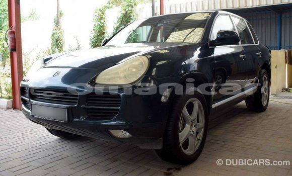 Buy Import Porsche Cayenne Green Car in Import - Dubai in Dhufar Buy Import Porsche Cayenne Green Car in Import - Dubai in Dhufar