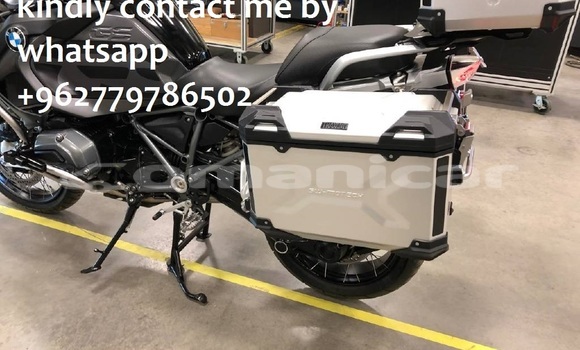 Buy Used BMW GS Black Bike in al–Buraymi in adh-Dhahirah Buy Used BMW GS Black Bike in al–Buraymi in adh-Dhahirah