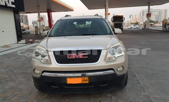 Buy Used GMC Acadia Beige Car in Azaiba in Masqat