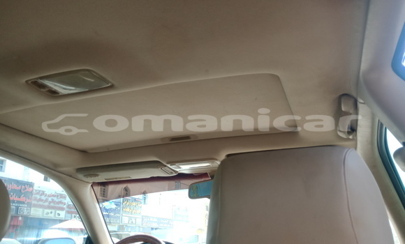 Buy Used Lexus ES 300 White Car in as–Sib in Masqat Buy Used Lexus ES 300 White Car in as–Sib in Masqat