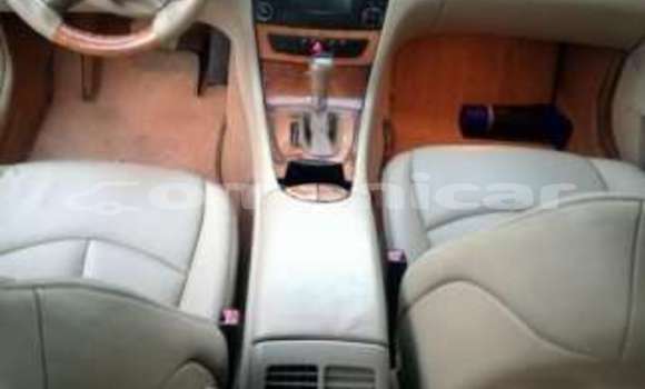 Buy Used Mercedes Viano Red Car in Ruwi in Masqat Buy Used Mercedes Viano Red Car in Ruwi in Masqat