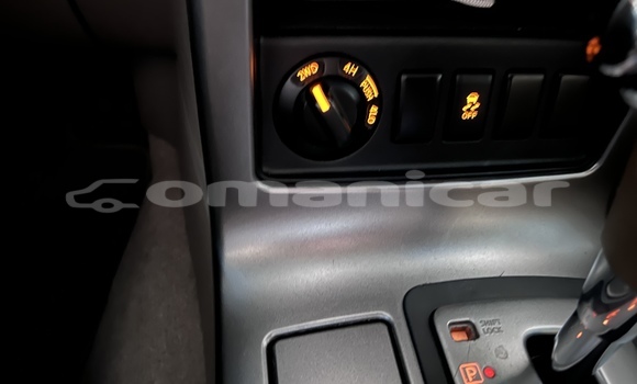 Buy Used Nissan Pathfinder White Car in Muscat in Masqat Buy Used Nissan Pathfinder White Car in Muscat in Masqat