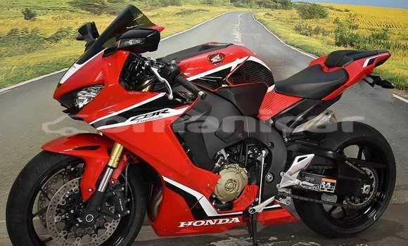 Buy Used Honda CBR 1000 RR Other Bike in al–Buraymi in adh-Dhahirah Buy Used Honda CBR 1000 RR Other Bike in al–Buraymi in adh-Dhahirah