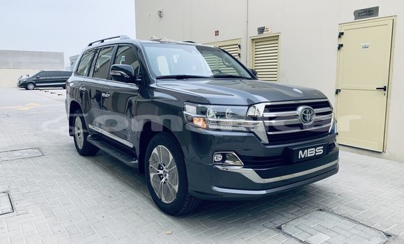 Buy Used Toyota Land Cruiser Other Car in al–Buraymi in adh-Dhahirah Buy Used Toyota Land Cruiser Other Car in al–Buraymi in adh-Dhahirah