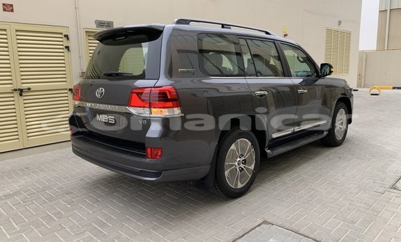 Buy Used Toyota Land Cruiser Other Car in al–Buraymi in adh-Dhahirah Buy Used Toyota Land Cruiser Other Car in al–Buraymi in adh-Dhahirah