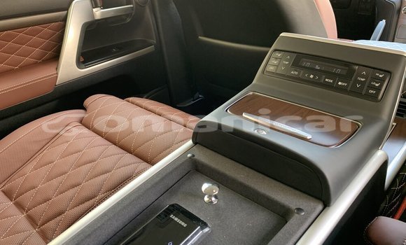 Buy Used Toyota Land Cruiser Other Car in al–Buraymi in adh-Dhahirah Buy Used Toyota Land Cruiser Other Car in al–Buraymi in adh-Dhahirah