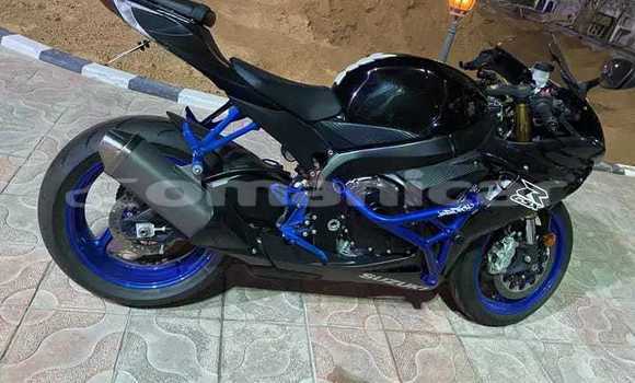 Buy Used Suzuki GSX–R Black Bike in Muscat in Masqat