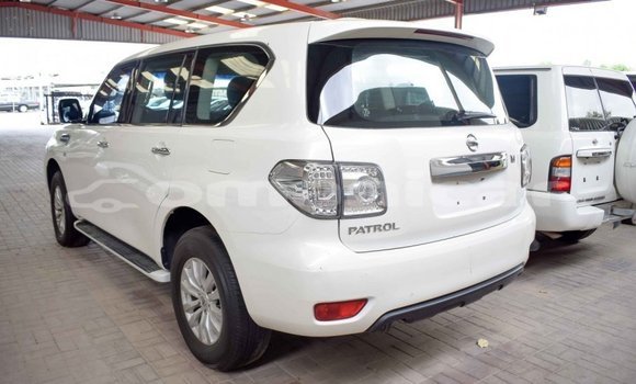 Buy Import Nissan Patrol White Car in Import - Dubai in Dhufar Buy Import Nissan Patrol White Car in Import - Dubai in Dhufar