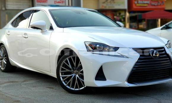 Buy Used Lexus IS White Car in Muscat in Masqat Buy Used Lexus IS White Car in Muscat in Masqat