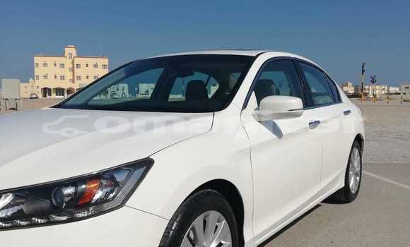 Buy Used Honda Accord White Car in Bawshar in Masqat Buy Used Honda Accord White Car in Bawshar in Masqat