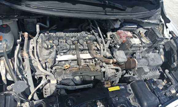 Buy Used Nissan Sunny White Car in Al khuwair in al-Batinah Buy Used Nissan Sunny White Car in Al khuwair in al-Batinah