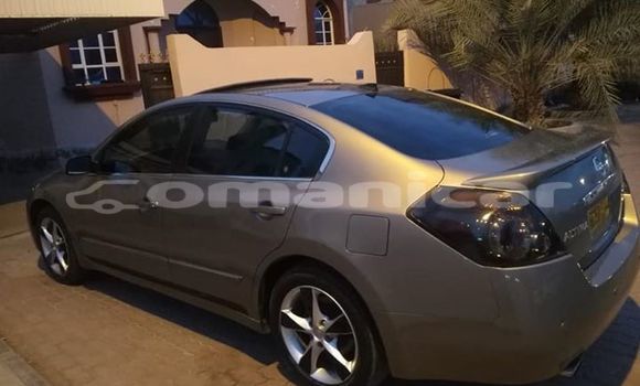 Buy Used Nissan Altima Other Car in Muscat in Masqat Buy Used Nissan Altima Other Car in Muscat in Masqat